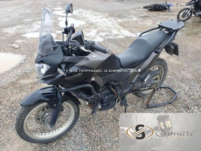 KAWASAKI VERSYS-X 300 18/18