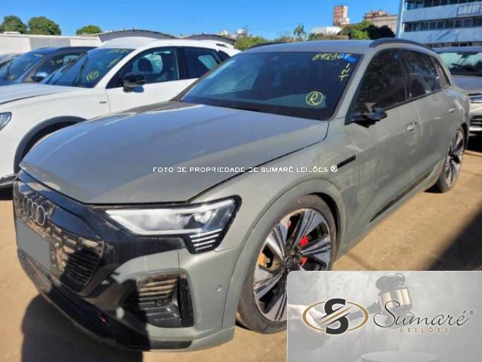 AUDI Q8 E-TRON 23/24