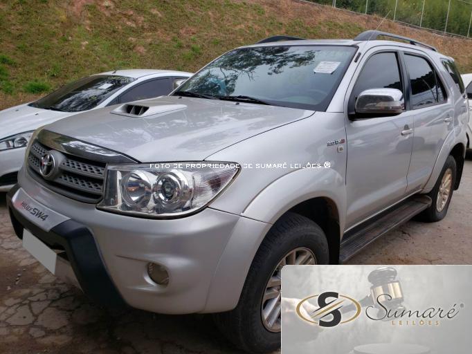 TOYOTA HILUX SW4 10/10